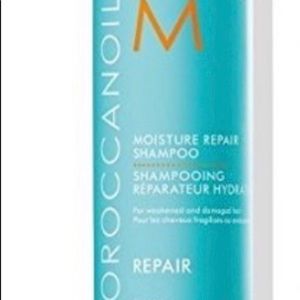 Moroccan Oil moisture repair shampoo