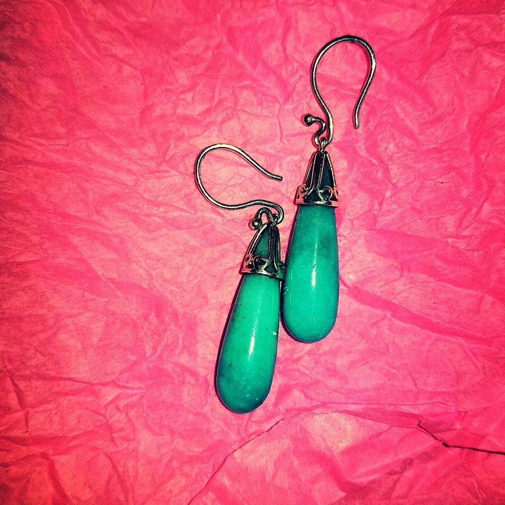 Larimer earrings! Beautiful!! - Picture 2 of 3