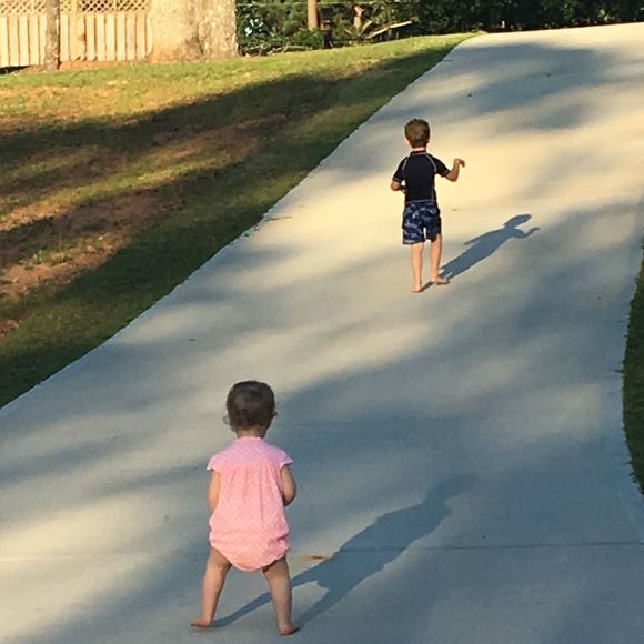 Meet your Posher, Jessica - Picture 1 of 1