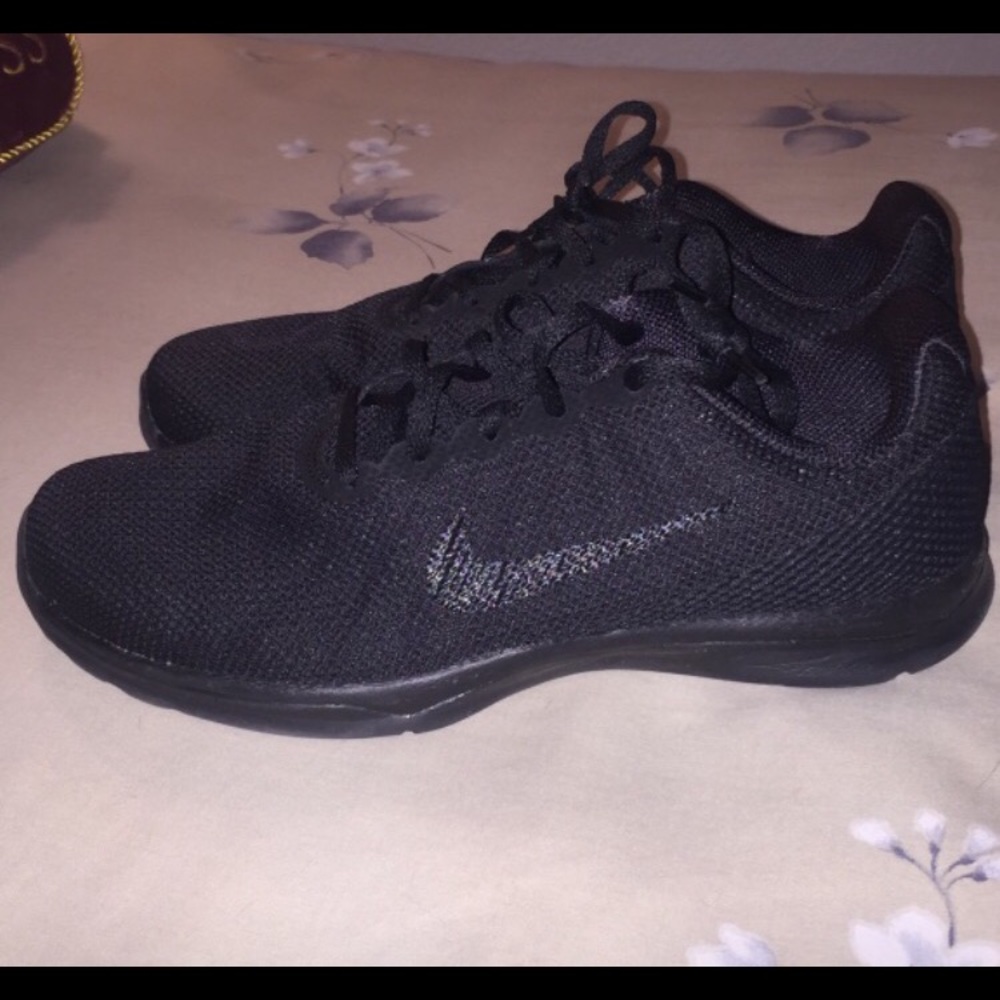 Women's Nikes In-Season Tr 6