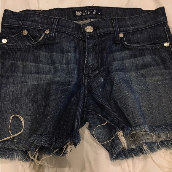 Denim shorts - Picture 2 of 2