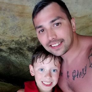 Meet your Posher, Raymond