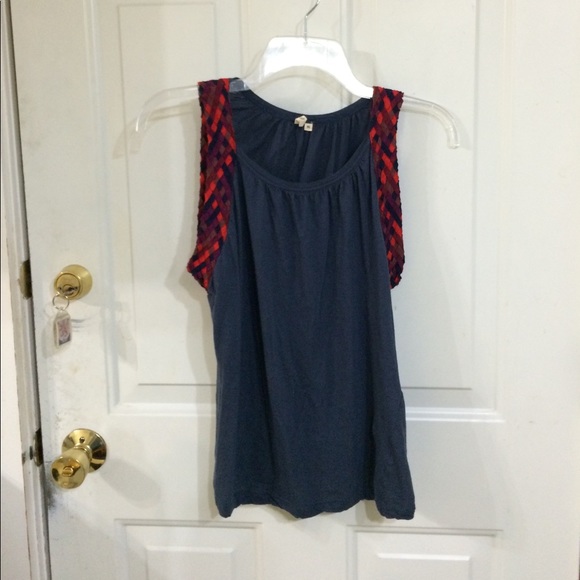 Lynn Larson top - Picture 3 of 11