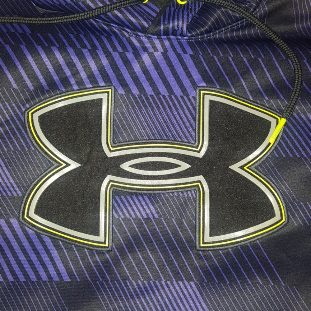 ❎❎sold locally❎❎Under Armour hoodie - Picture 2 of 3