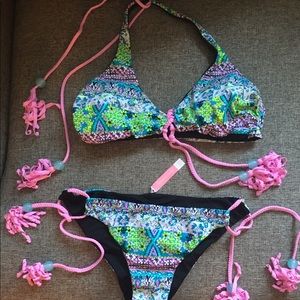 VS Reversible, Adjustable Tie Bikini
