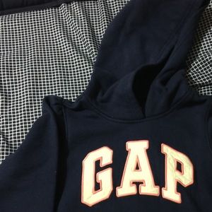 Toddlers Gap sweat pant suit size 4t