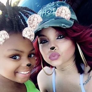 Meet your Posher, Shannon