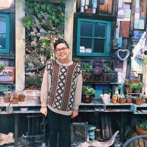 Meet your Posher, Nicky