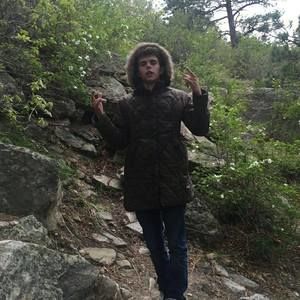 Meet your Posher, Brandon