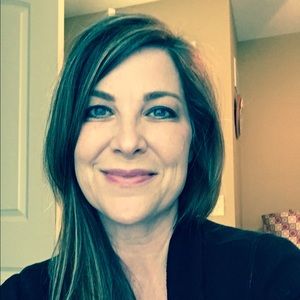 Meet your Posher, Gina