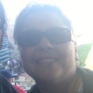 Meet your Posher, Robin