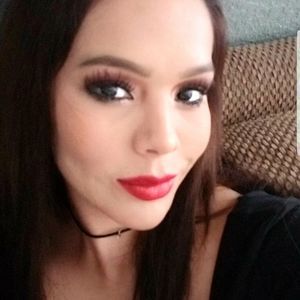 Meet your Posher, Celina