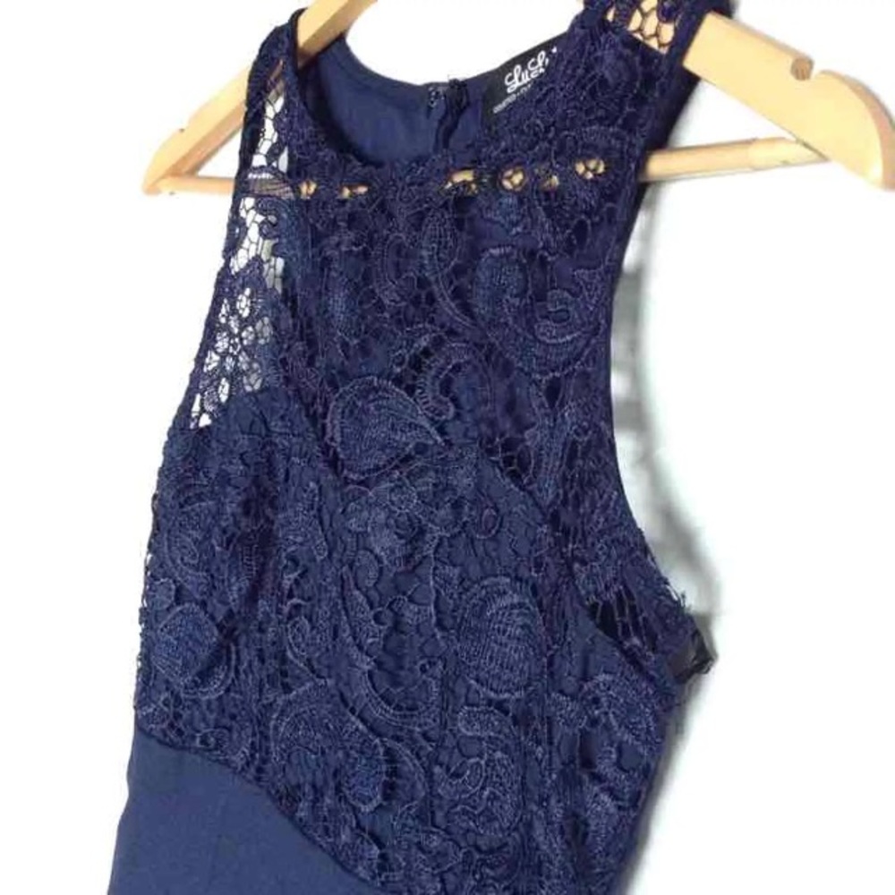 Lulus Lace Winter Formal Dress