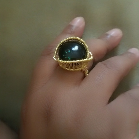 Handmade Wire Ring - Picture 4 of 4