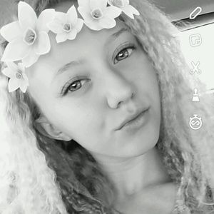 Meet your Posher, Hanna