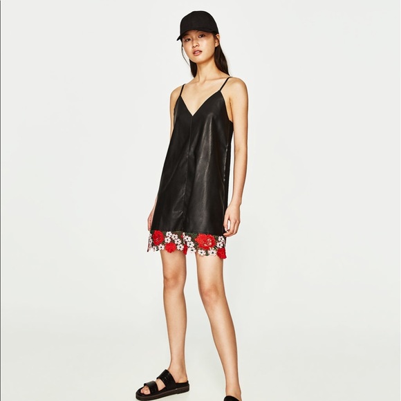 Zara black faux leather dress with lace trim - Picture 5 of 5