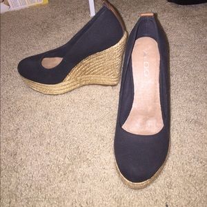 Aldo wedge shoes