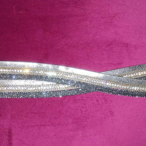 Sold!!!Brazilian Magnetic Cuff Bracelet - Picture 6 of 6