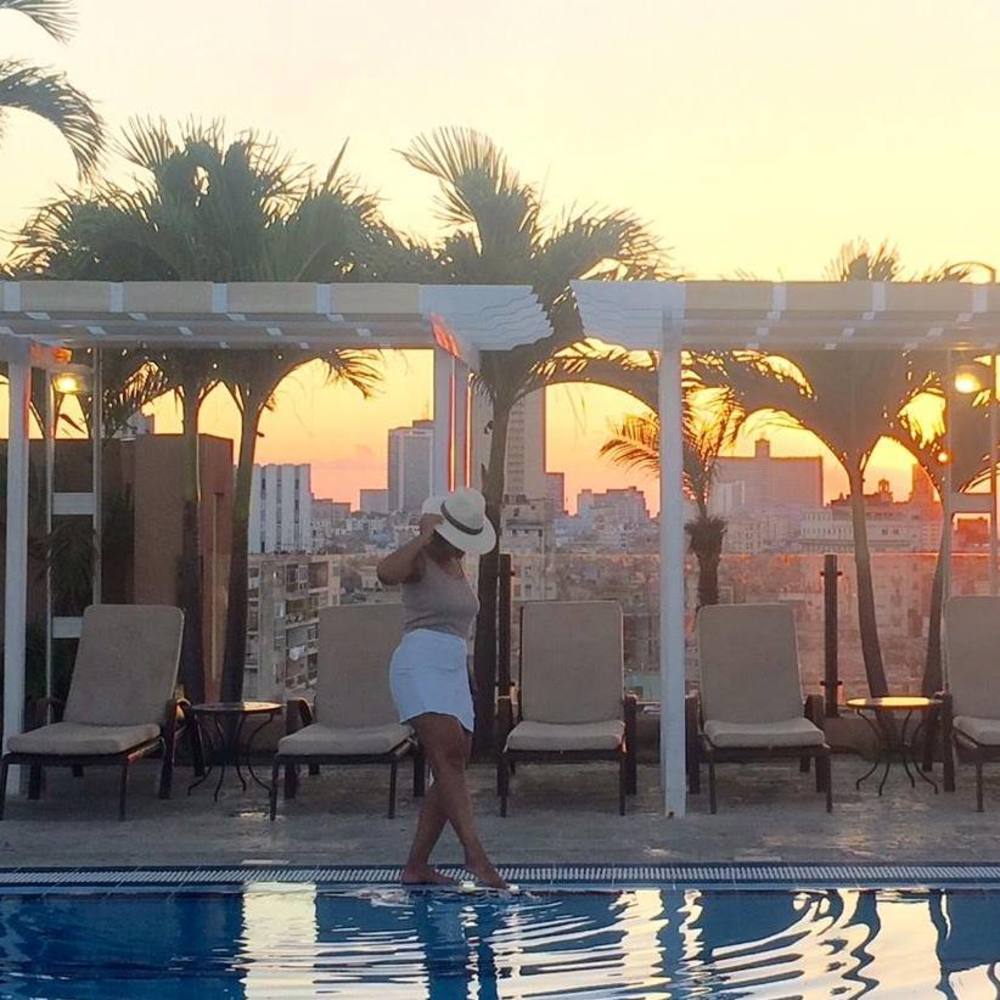 Meet your Posher, Yakira