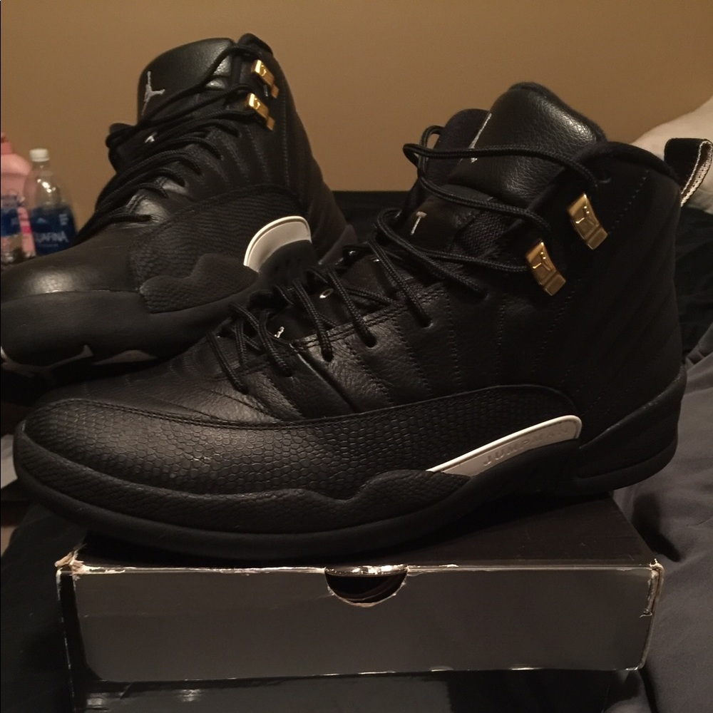 Jordan shoes - Picture 3 of 5