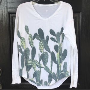 Lululemon cactus weekend long sleeve