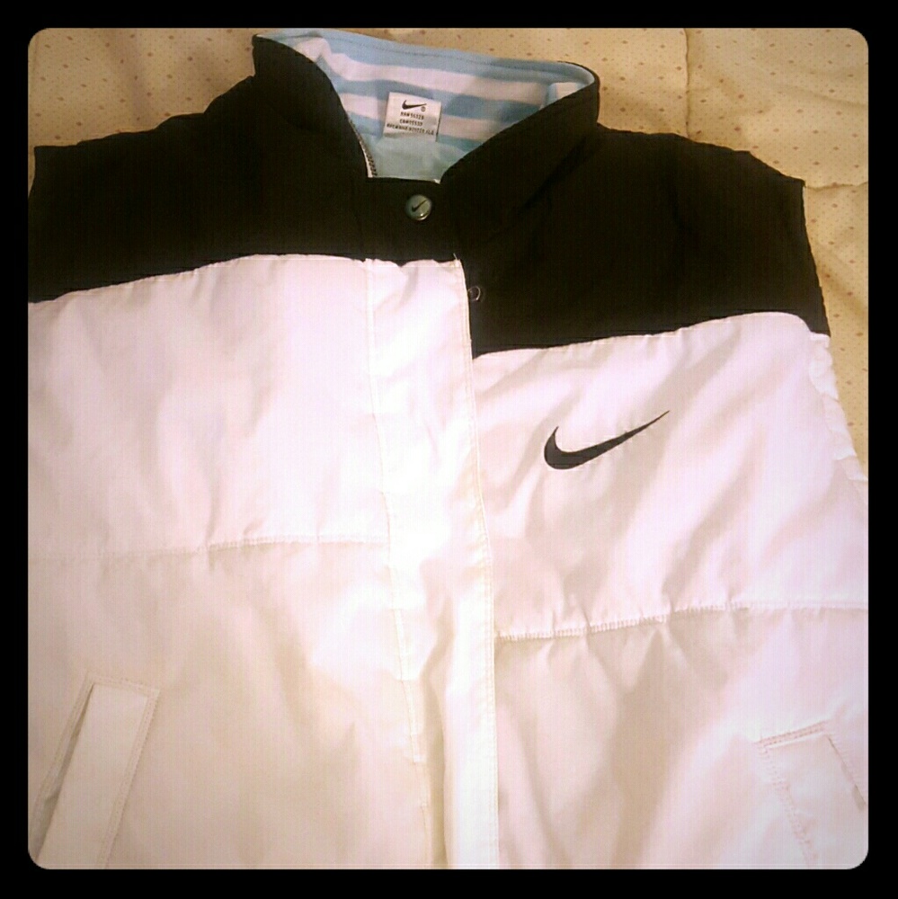 Vintage Nike Black & White vest