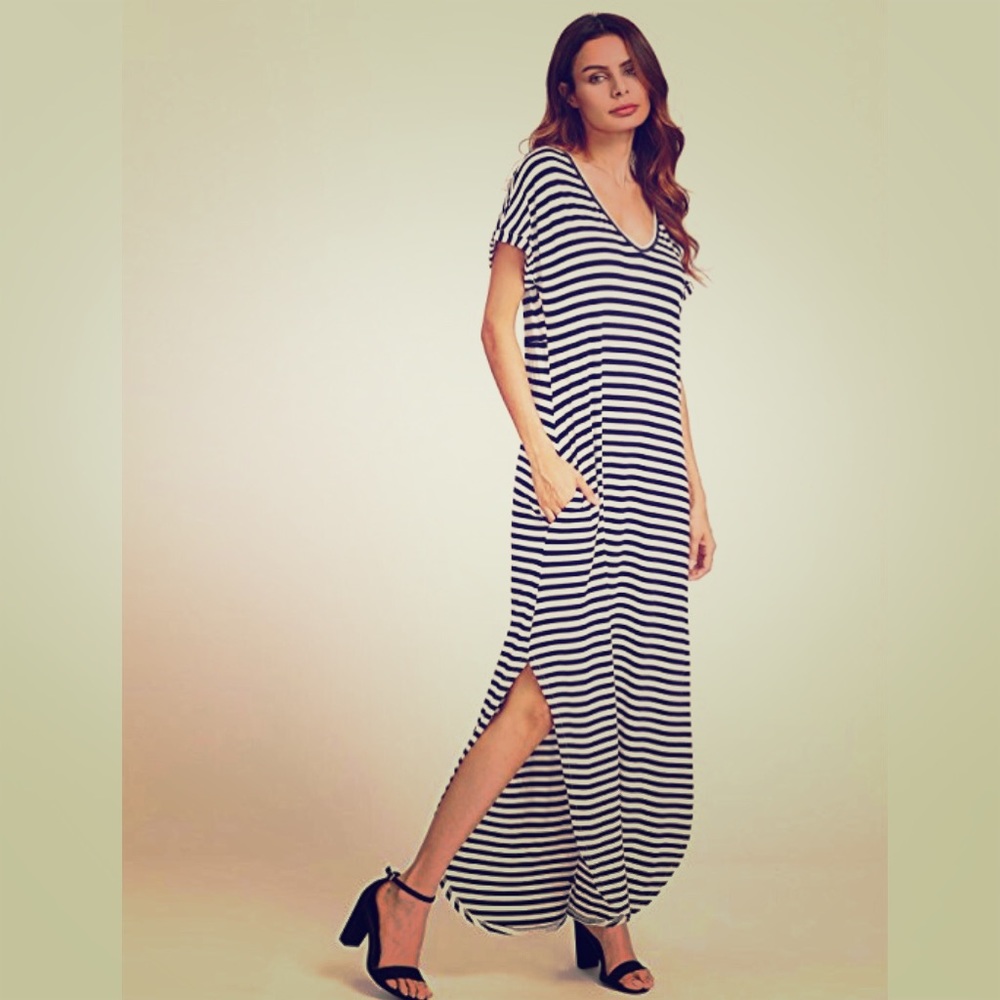 Navy & white Striped casual maxi dress size M