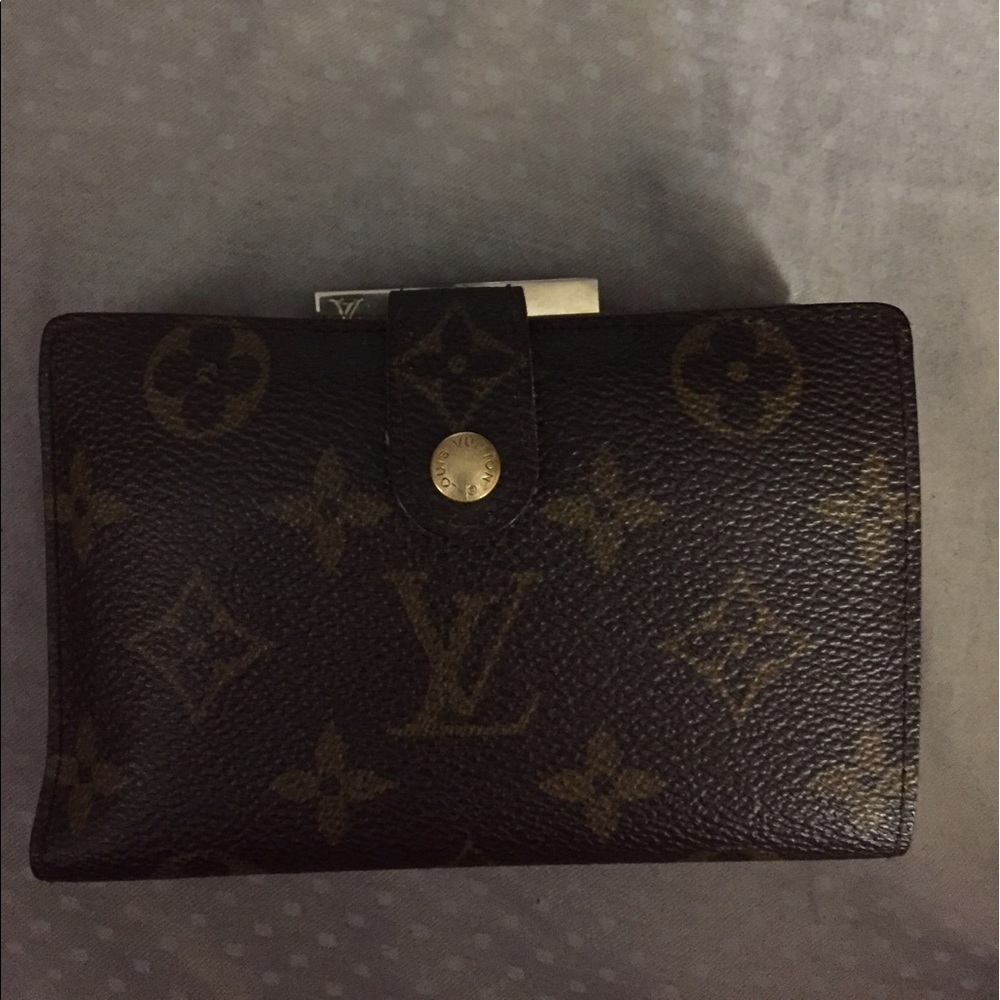 Authentic Louis Vuitton Wallet