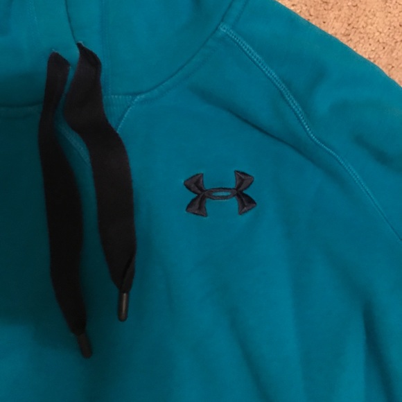 Under armour sweatshirt/hoodie - Picture 2 of 3