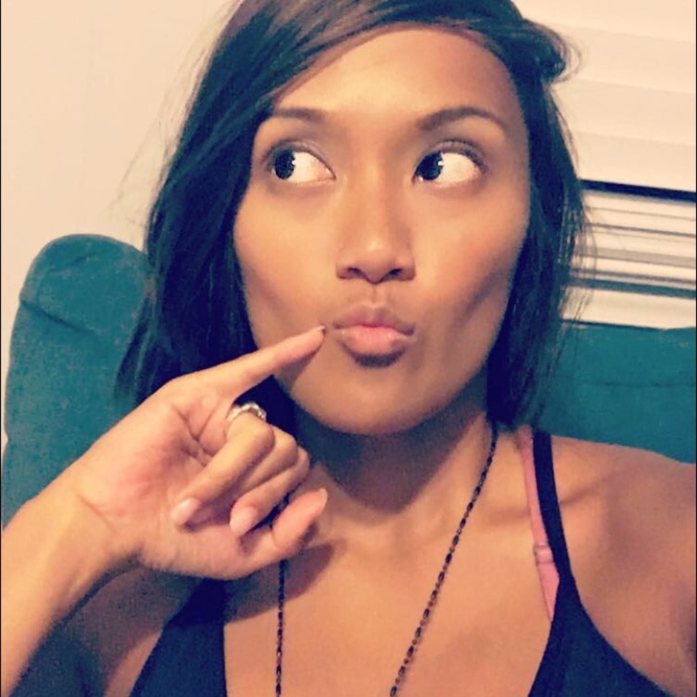 Meet your Posher, Mayette