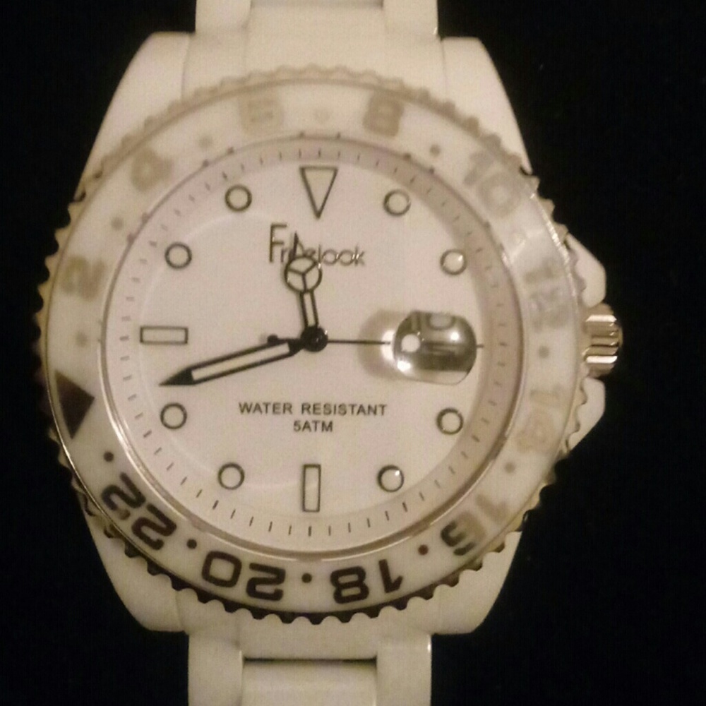 Freelook ceramic watch