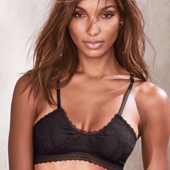 Victoria's Secret Scoopneck Black Lace Bralette - Picture 3 of 3