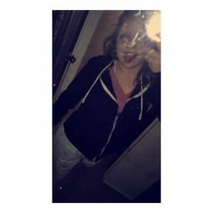 Meet your Posher, Raylie