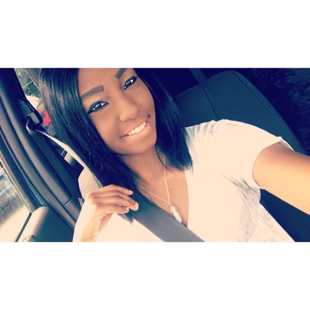 Meet your Posher, Aria