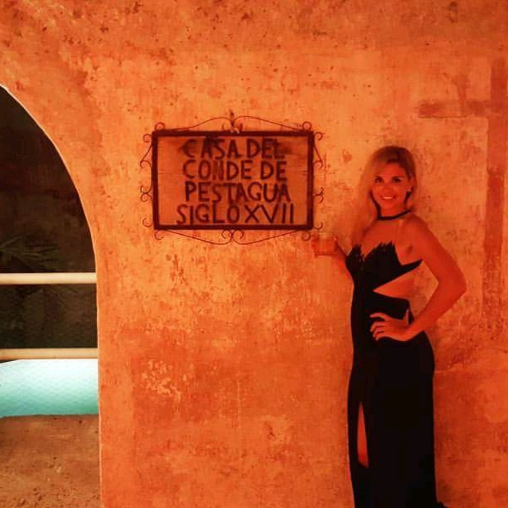 Meet your Posher, Alexandra