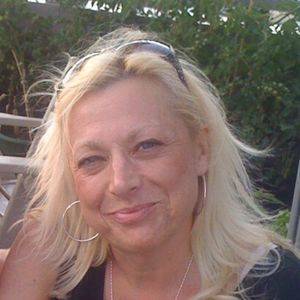 Meet your Posher, Annette