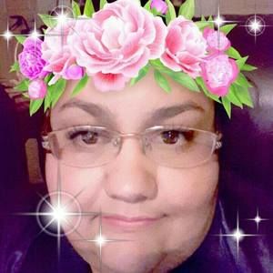 Meet your Posher, Daniela