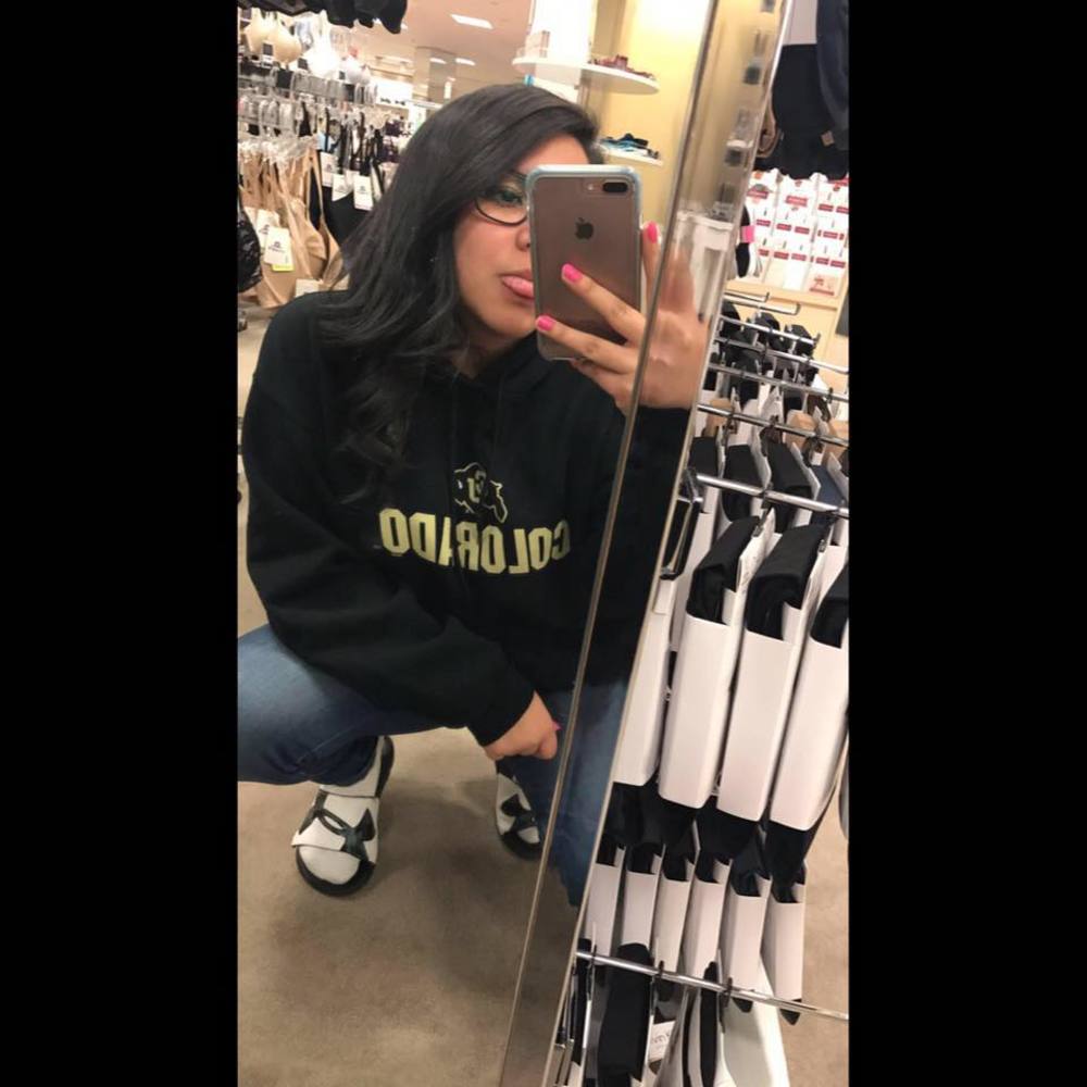 Meet your Posher, Liz