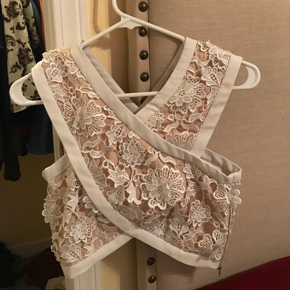 Cute Lace wrap top!