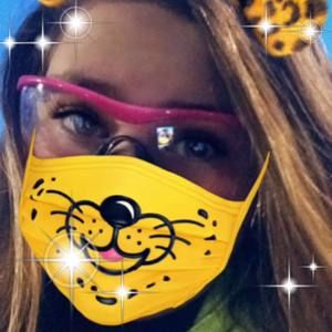 Meet your Posher, Haley