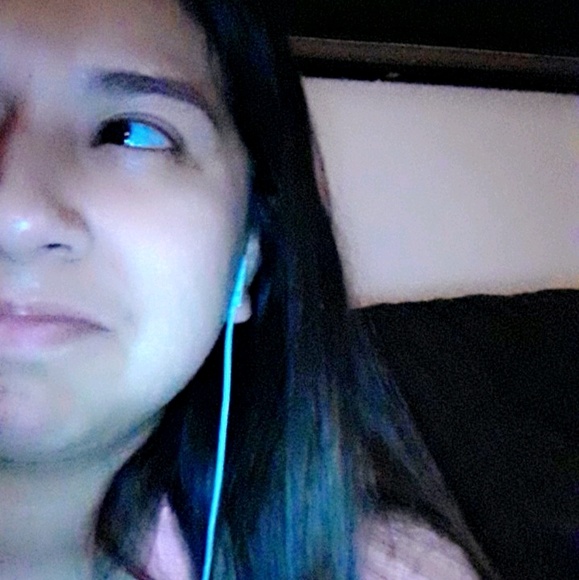 Meet your Posher, Zoe - Picture 1 of 1