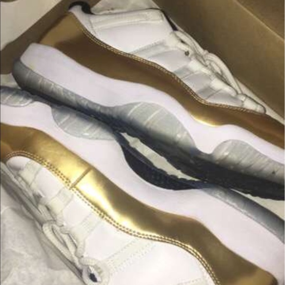 Jordan's for sale hmu - Picture 2 of 2