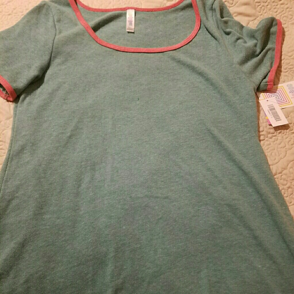 Lularoe classic t