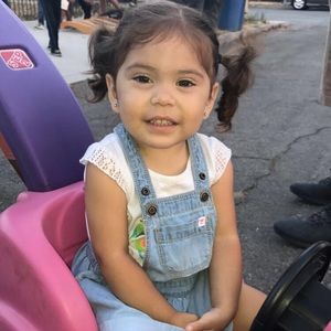 Meet your Posher, Adriana