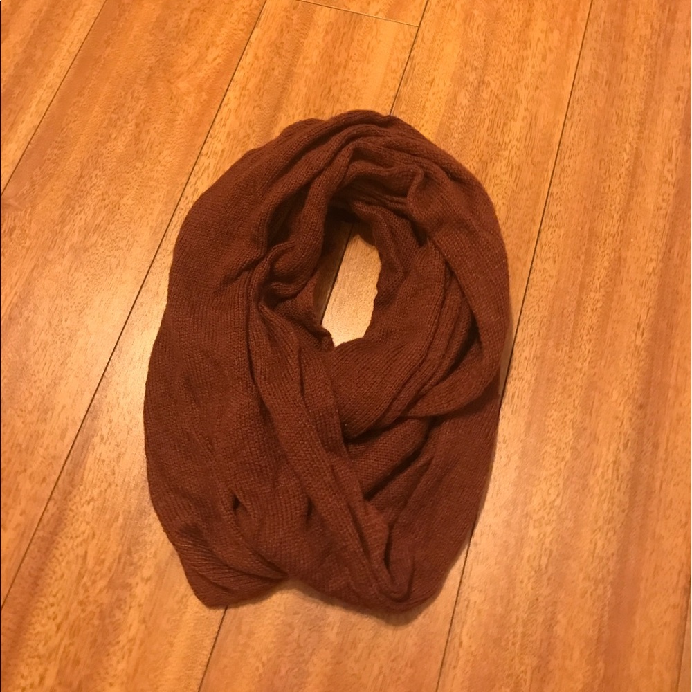 Hoop Scarf