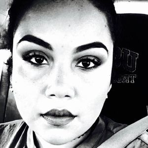 Meet your Posher, Ana