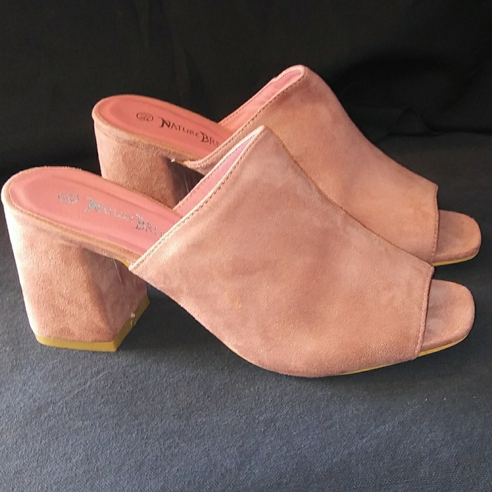 New Women's Slip On Pink Faux Suede Sandals - Picture 3 of 8