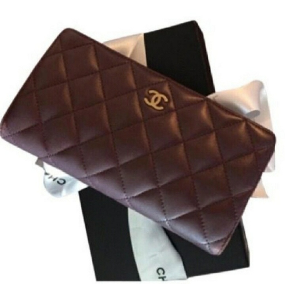 Chanel Quilted Wallet - Picture 1 of 4