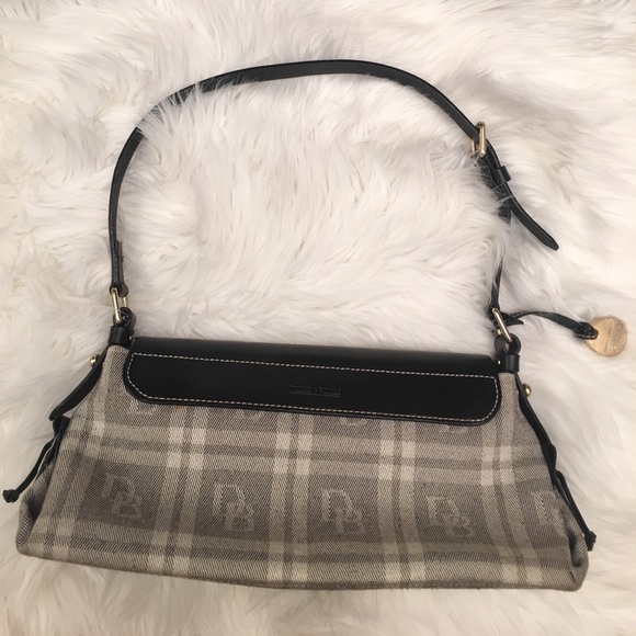 Dooney and bourke bag - Picture 2 of 5
