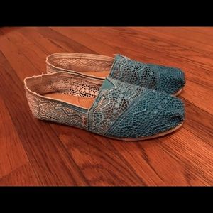Lace Toms